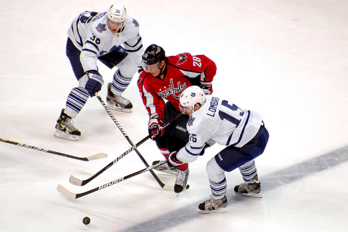 top nhl teams facebook december 2015