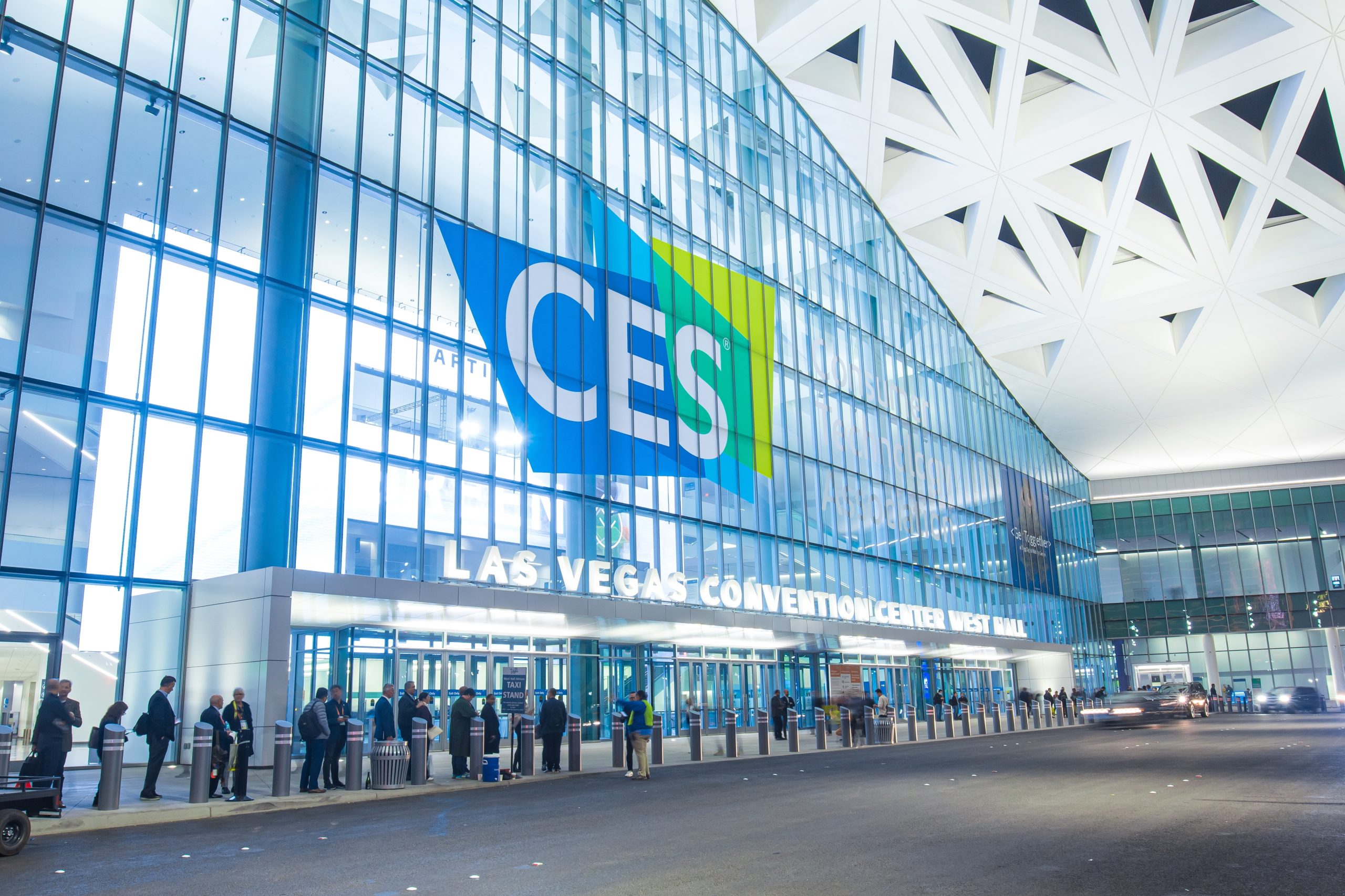 Las,Vegas,,Nv,1-6-2023:,Exterior,Of,Convention,Center,West,Hall